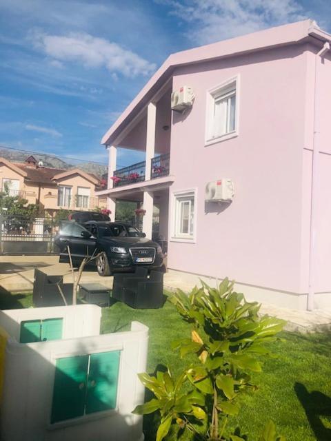 Apartman Mona Podgorica Luaran gambar