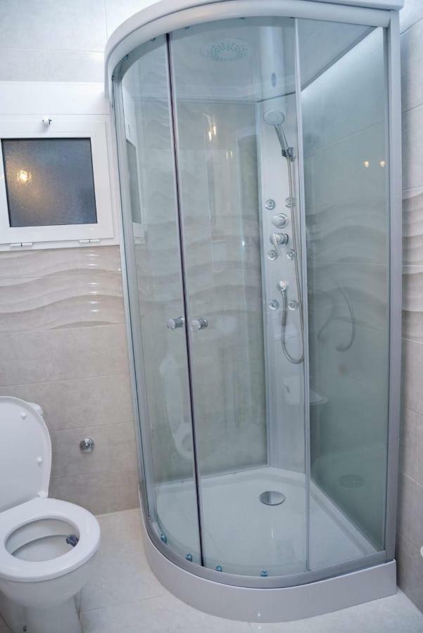 Apartman Mona Podgorica Luaran gambar