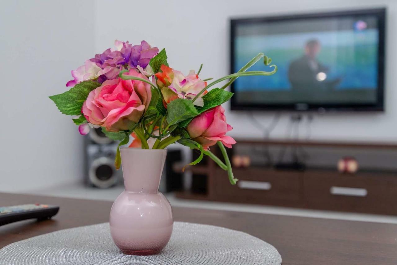 Apartman Mona Podgorica Luaran gambar